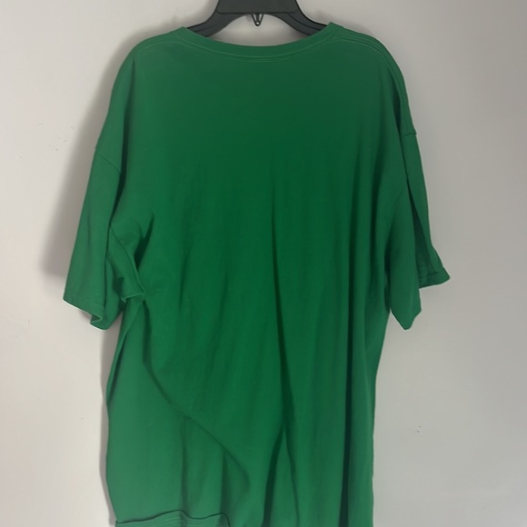 Men’s XL Celtics 18,624 Strong 2018 Playoffs T-Shirt - Picture 4 of 4